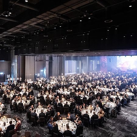 โรงแรมแคลเรียน สนามบินโคเปนเฮเกน Kastrup  ภายนอก รูปภาพ
